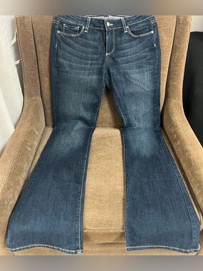 Paige Canyon Boot Jeans •Size 29 •Dark Wash •Premium Denim •Women’s •Low Rise